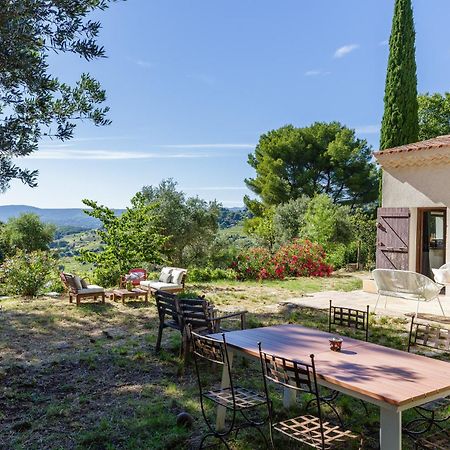 Lodges Park Castellet Provence: Vineyard Gites Near Beaches and F1 Circuit Le Beausset Room photo