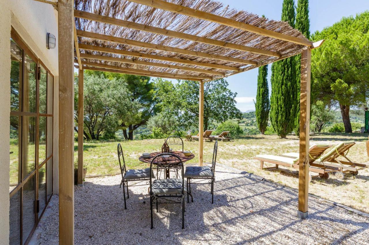 Lodges Park Castellet Provence: Vineyard Gites Near Beaches and F1 Circuit Le Beausset Exterior photo