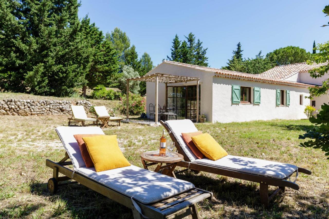 Lodges Park Castellet Provence: Vineyard Gites Near Beaches and F1 Circuit Le Beausset Exterior photo