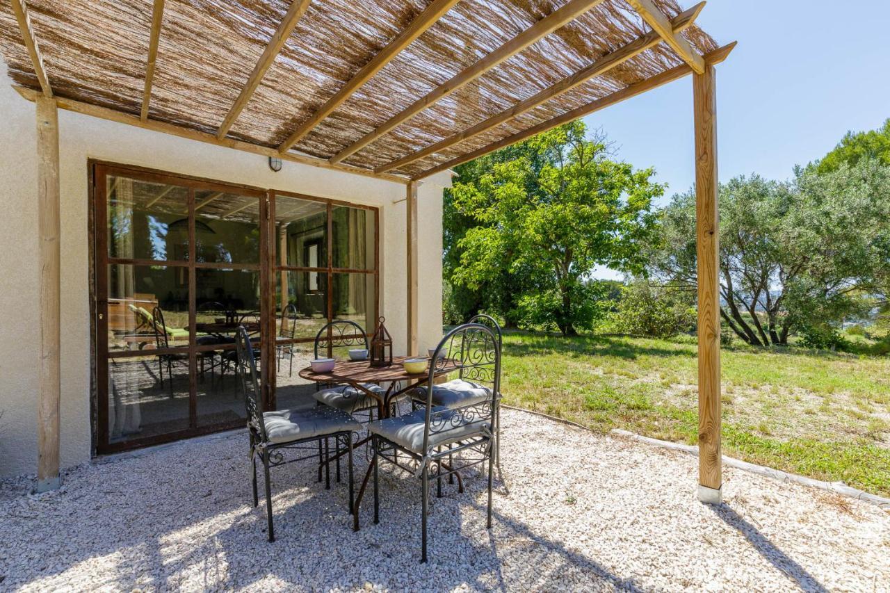 Lodges Park Castellet Provence: Vineyard Gites Near Beaches and F1 Circuit Le Beausset Exterior photo