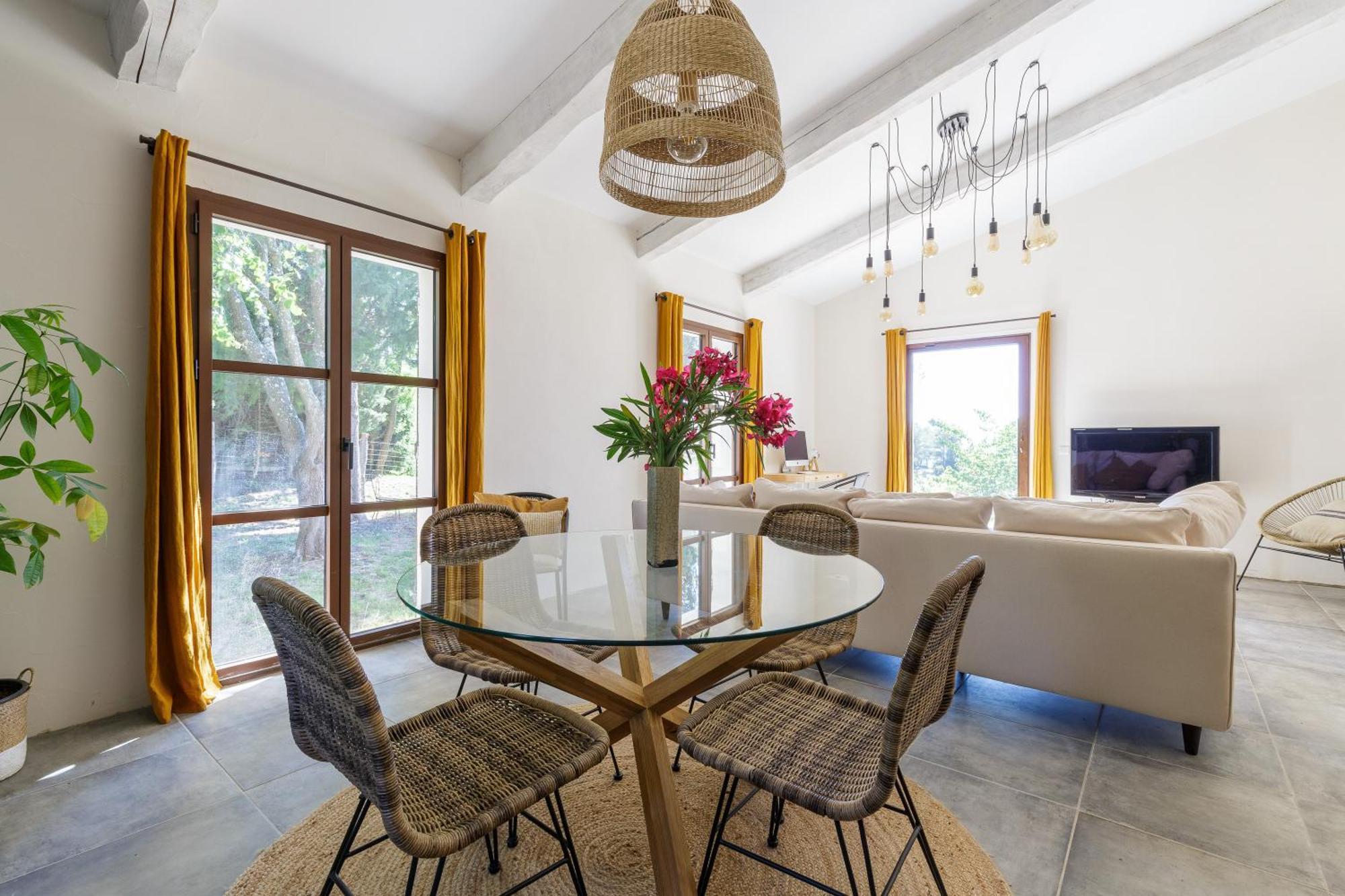 Lodges Park Castellet Provence: Vineyard Gites Near Beaches and F1 Circuit Le Beausset Room photo